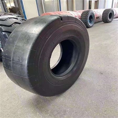 工程轮胎 17.5-25装载机轮胎 充气式实心轮胎 天然橡胶